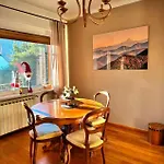 Luxury 3 Bedroom Grand Lägenhet *