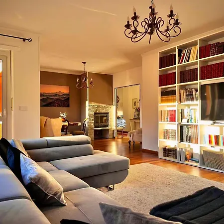 Luxury 3 Bedroom Grand 아파트 Perosa Argentina