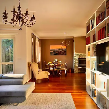 아파트 Luxury 3 Bedroom Grand