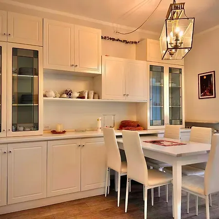 아파트 Luxury 3 Bedroom Grand